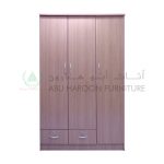 CUPBOARD 3 DOOR 633T